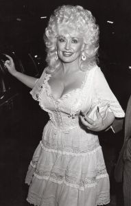 Dolly Parton 1982, Los.A. _.jpg